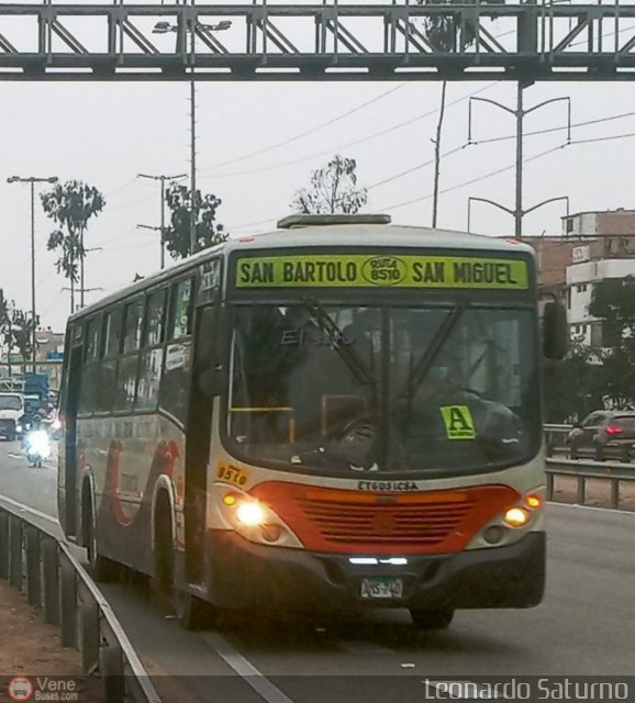 E.T. y Servicios Guadulfo Silva Carbajal 740 por Leonardo Saturno