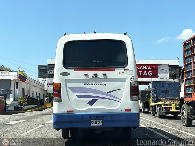 L�nea La Pastora 15 por Leonardo Saturno