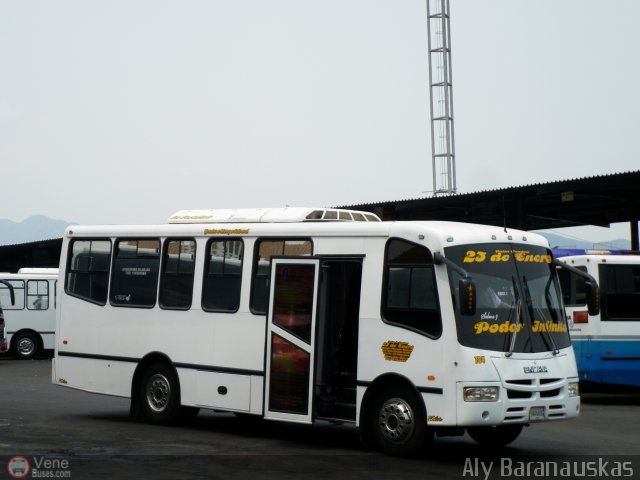 U.C. 23 de Enero 184 por Aly Baranauskas