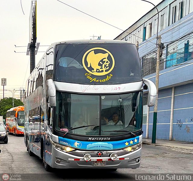 Transportes Julio Csar 969 por Leonardo Saturno