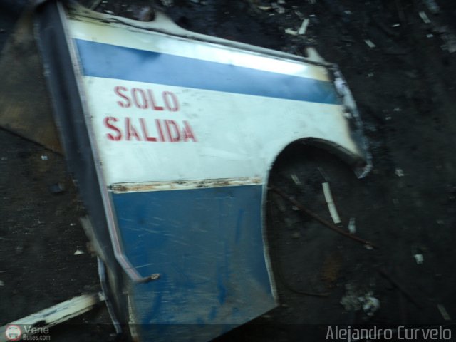 En Chiveras Abandonados Recuperacin 32 por Alejandro Curvelo