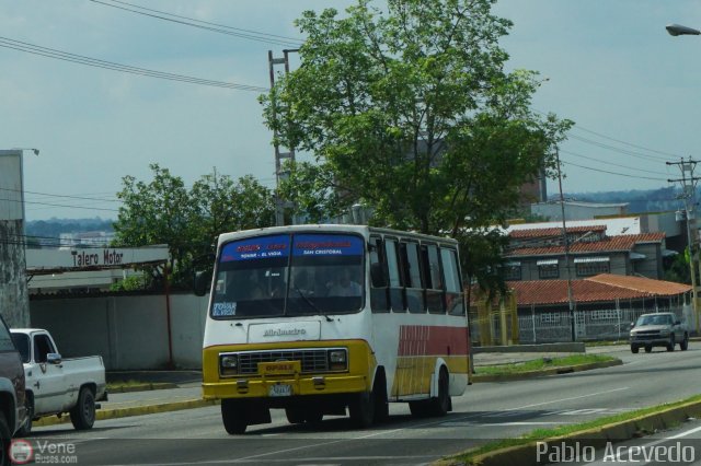 Uni�n L�nea Independencia 006 por Pablo Acevedo