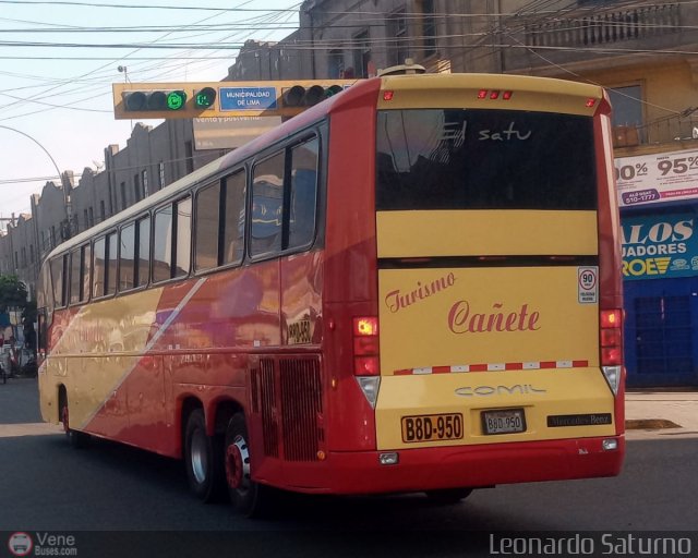 Turismo Caete 950 por Leonardo Saturno