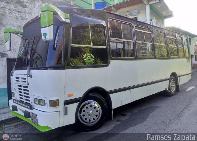 A.C. L�nea R�o Cristal 076 por Rams�s Zapata