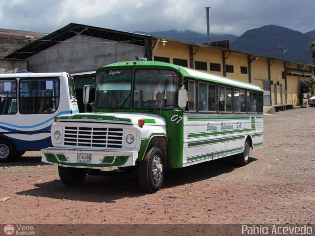 Expresos Bolivarianos 07 por Pablo Acevedo