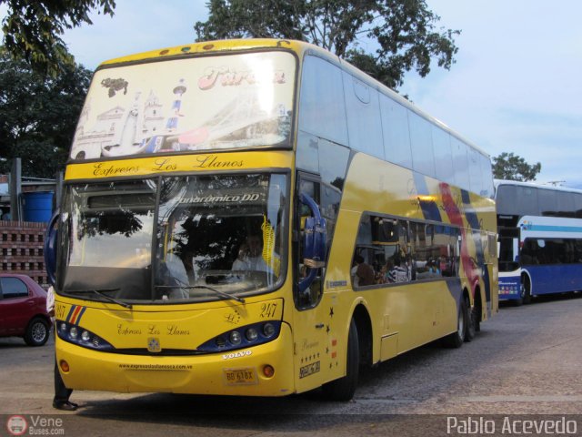 Expresos Los Llanos 247 por Pablo Acevedo