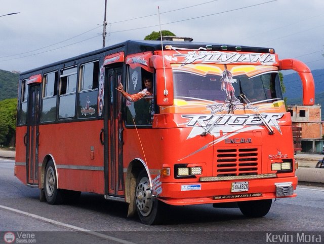 Particular o Desconocido 059 por Kevin Mora