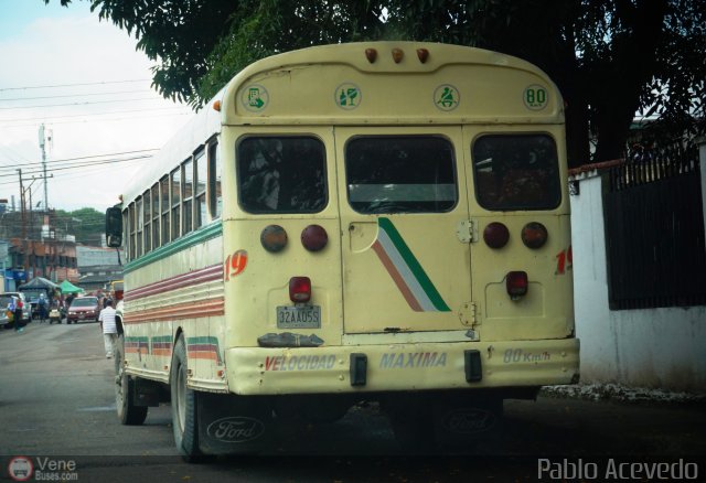 Expresos San Vicente 19 por Pablo Acevedo