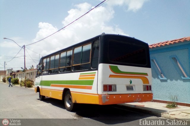 Particular o Desconocido 106 por Eduardo Salazar