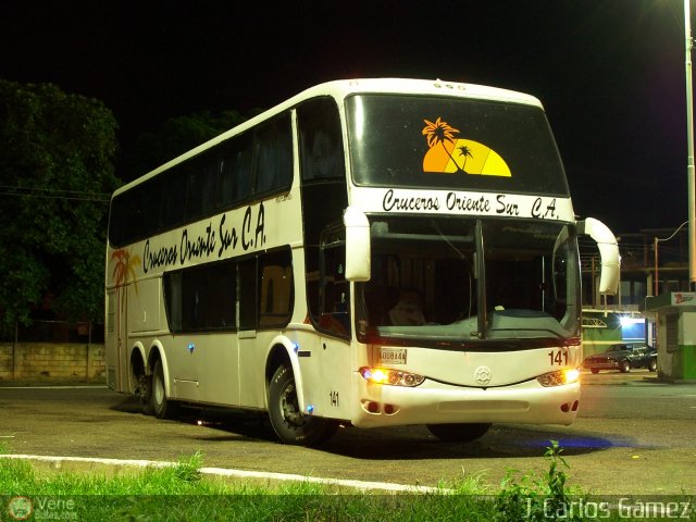 Cruceros Oriente Sur 141 por J. Carlos Gmez