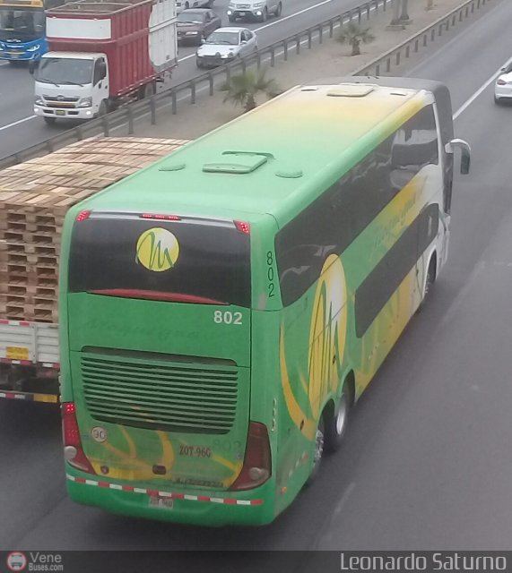 Empresa de Transporte Moquegua Turismo 802 por Leonardo Saturno