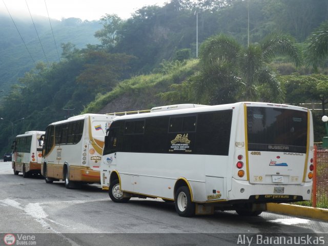 Garajes Paradas y Terminales Caracas por Aly Baranauskas