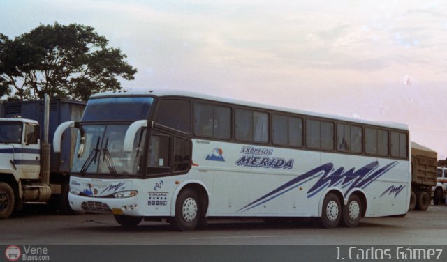 Expresos M�rida 0142 por Pablo Acevedo