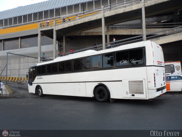 Transporte Los Siervos de Dios 1144 por Otto Ferrer