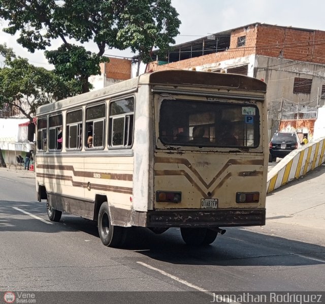 DC - S.C. Plaza Espaa - El Valle - Coche 107 por Jonnathan Rodrguez