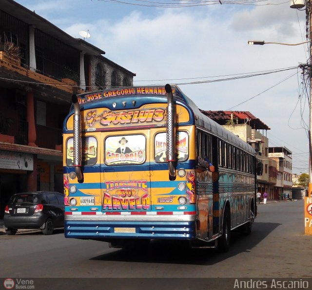 Transporte Arvelo 30 por Andrs Ascanio