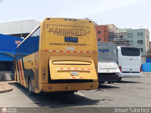 Garajes Paradas y Terminales Puerto-la-Cruz por Josue S�nchez