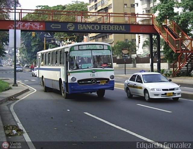 DC - Colectivos Solven 16 por Edgardo Gonz�lez