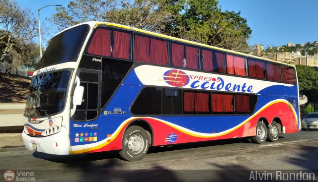 Expresos Occidente 195 por Alvin Rond�n