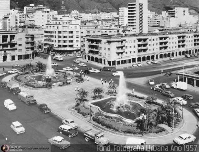 Ruta Metropolitana de La Gran Caracas  por Waldir Mata