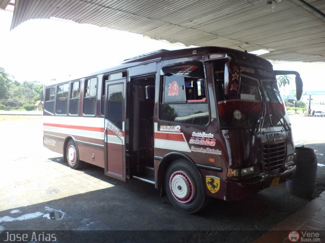 U.C. Expresos Valera 023 por José Arias