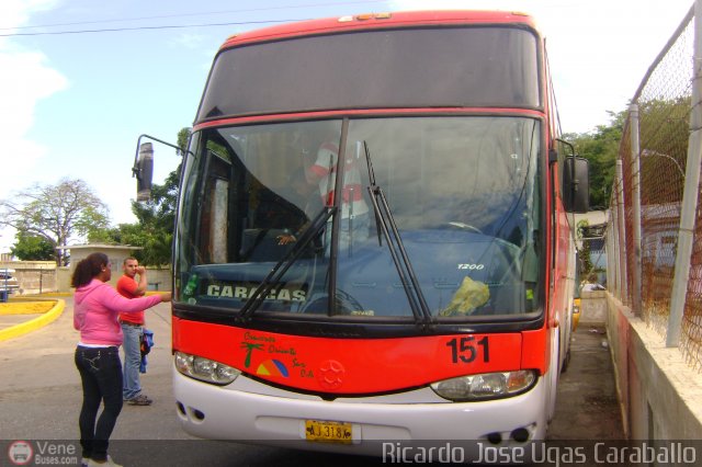 Cruceros Oriente Sur 151 por Ricardo Ugas