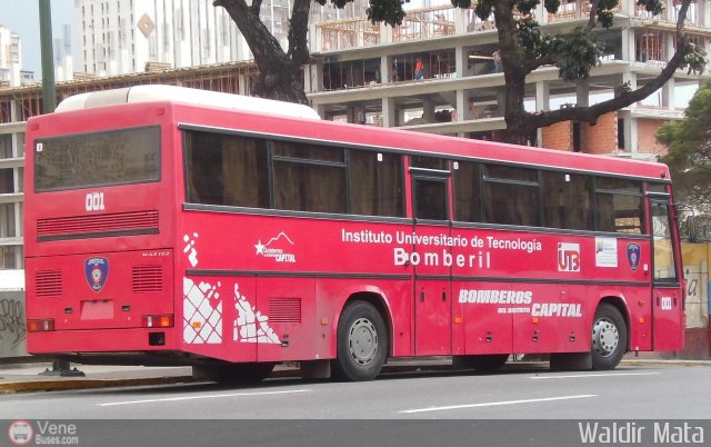 Cuerpo de Bomberos del Distrito Capital 001 por Waldir Mata