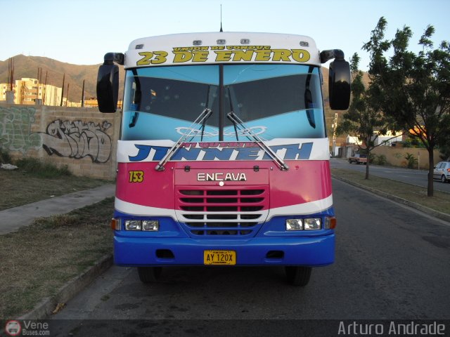 U.C. 23 de Enero 153 por Arturo Andrade