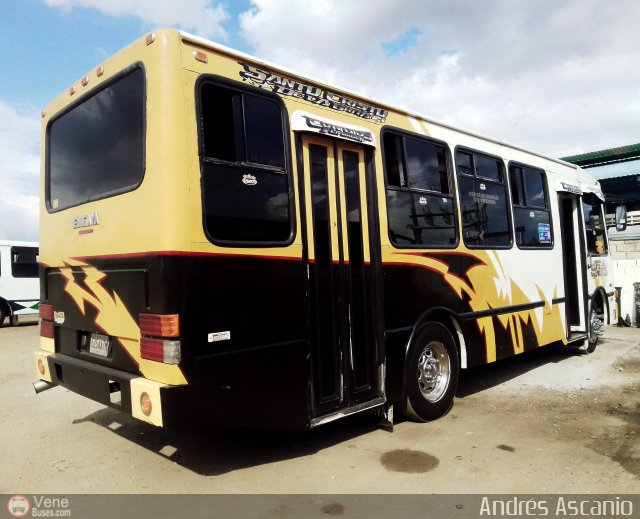 Cooperativa de Transporte Lucero Mundo 09 por Andrs Ascanio