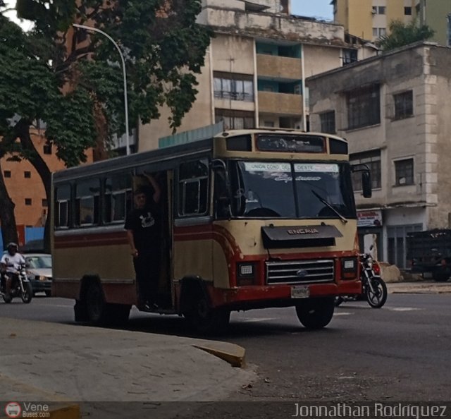 DC - Unin Conductores del Oeste 215 por Jonnathan Rodrguez