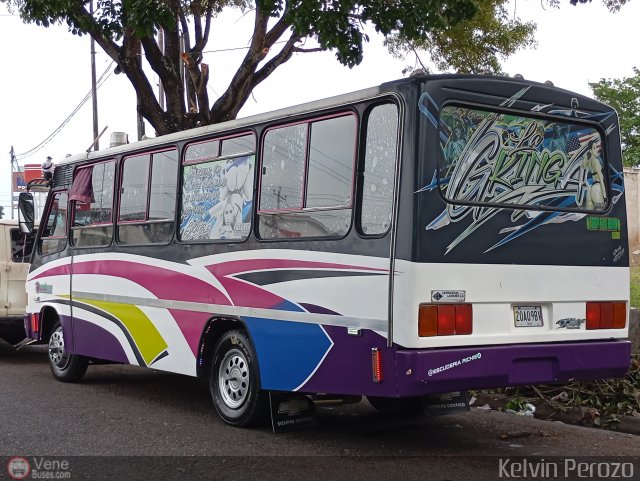 LA - Cooperativa San Remo 83 por Kelvin Perozo