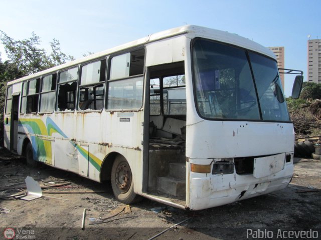 En Chiveras Abandonados Recuperaci�n N/D por Pablo Acevedo