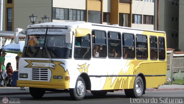 ME - L�nea La Otra Banda 11 por Leonardo Saturno