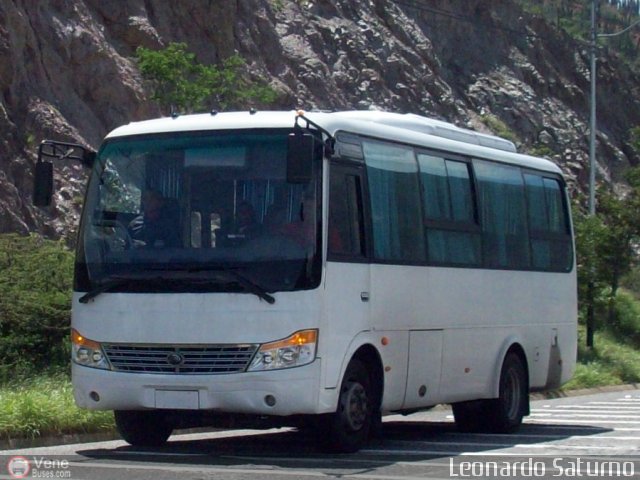 Particular o Desconocido 0575 por Leonardo Saturno