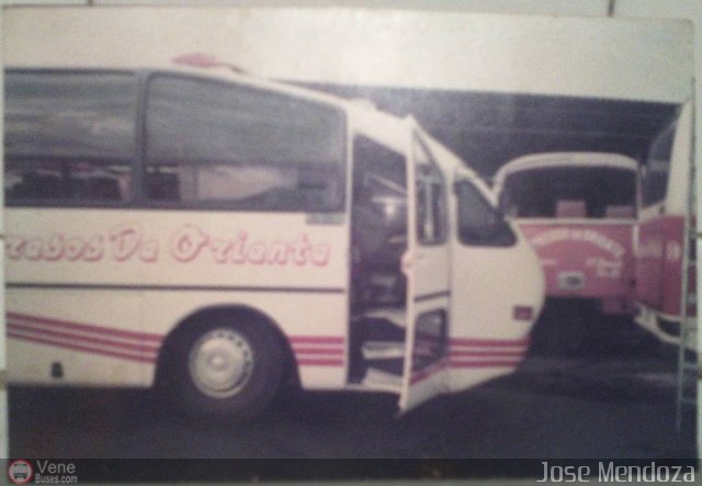 Expresos de Oriente 02 por José Mendoza