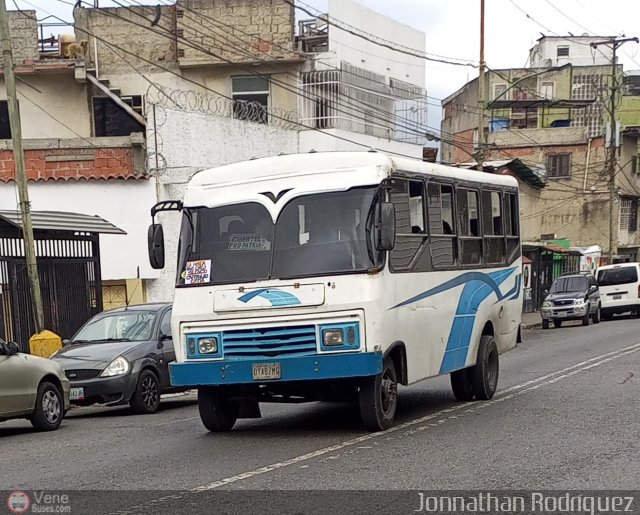 DC - U.C. Venezuela 322 por Jonnathan Rodr�guez