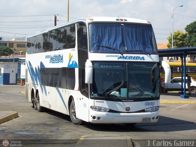 Expresos M�rida 0230 por J. Carlos G�mez