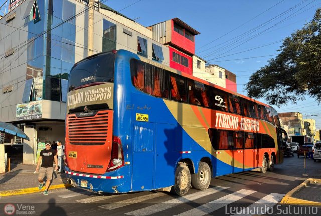 Internacional Tarapoto 950 por Leonardo Saturno