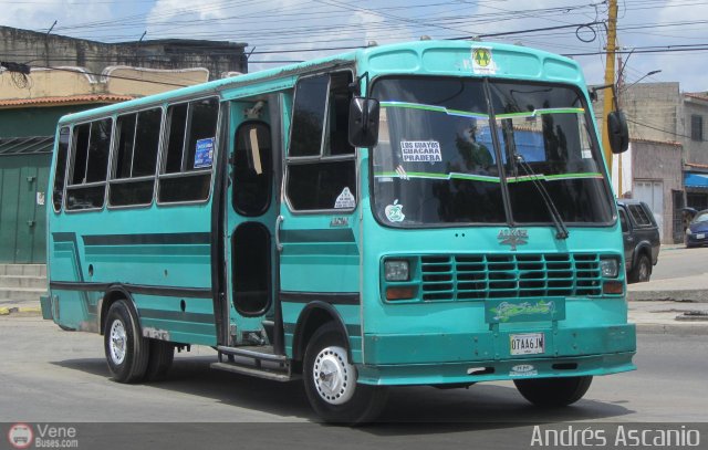 Coop. La Moderna 24 por Andrs Ascanio