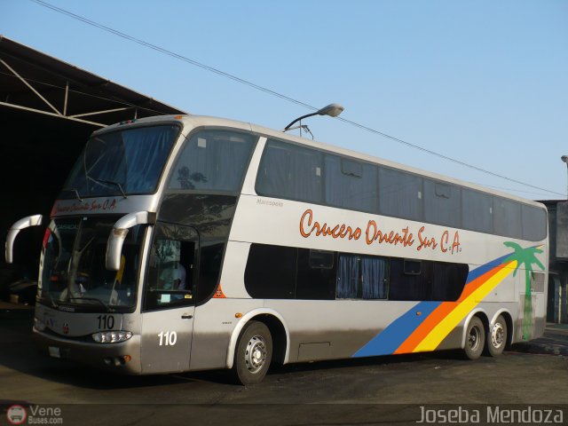 Cruceros Oriente Sur 110 por Joseba Mendoza