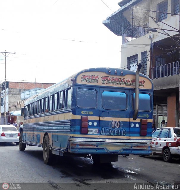 Transporte Arvelo 10 por Andrs Ascanio