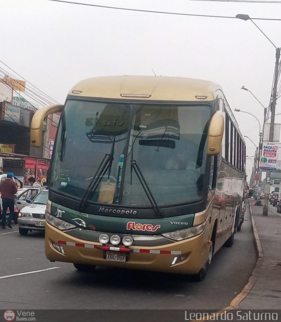 Transporte Flores Hermanos S.R.L 957 por Leonardo Saturno