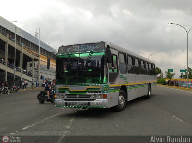 Transporte 1ero de Mayo 041 por Alvin Rond�n