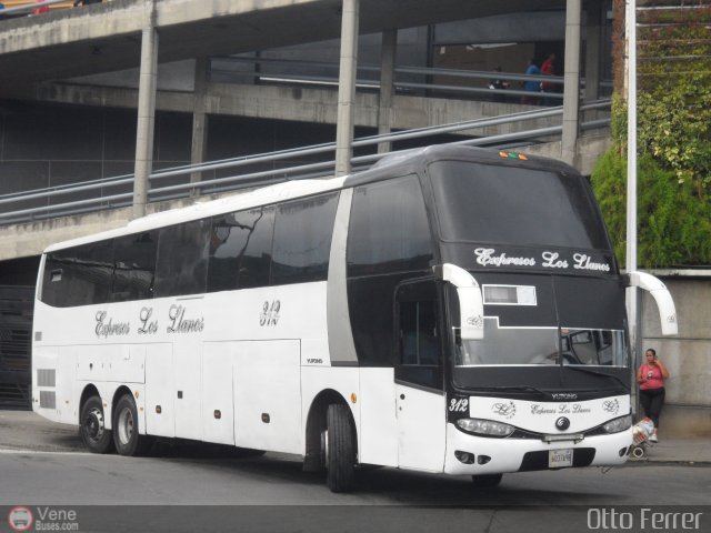 Expresos Los Llanos 312 por Otto Ferrer