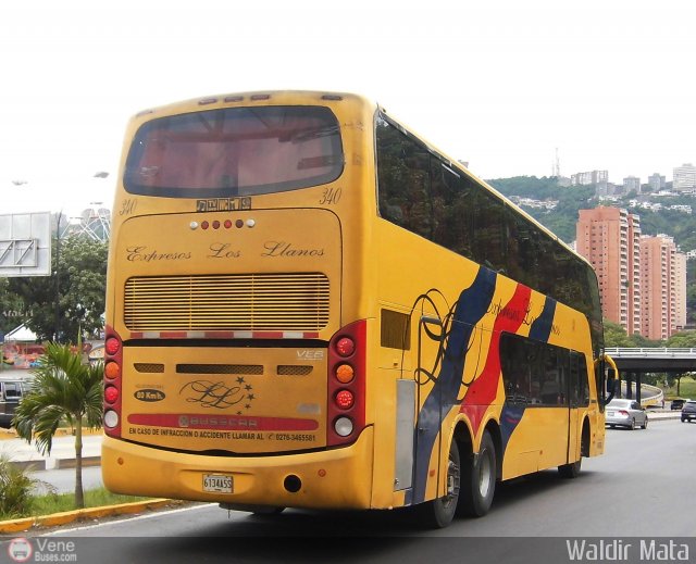 Expresos Los Llanos 340 por Waldir Mata