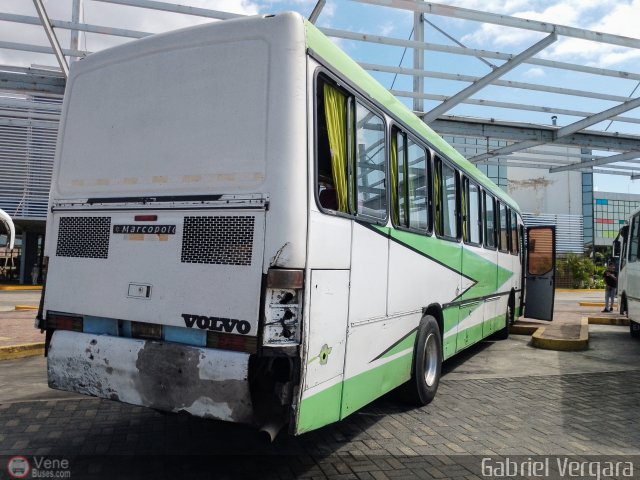 Organizaciones Unidas de C. Caracas - La Guaira 406 por Gabriel Vergara