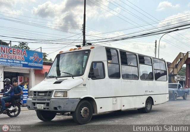 Particular o Desconocido 75 por Leonardo Saturno