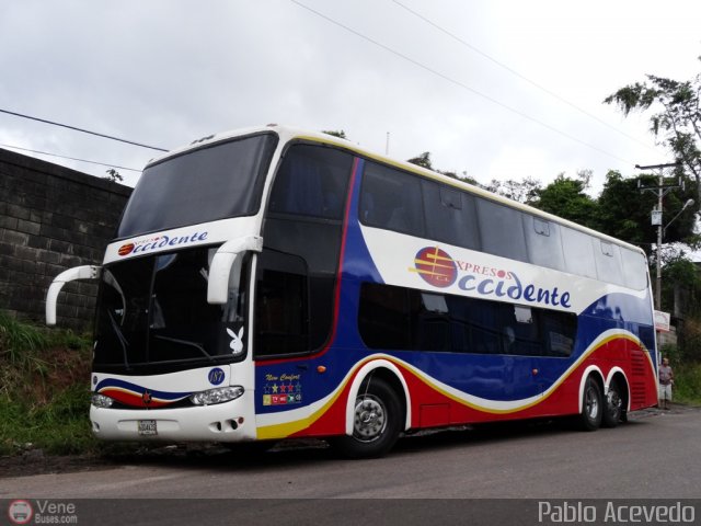 Expresos Occidente 187 por Pablo Acevedo