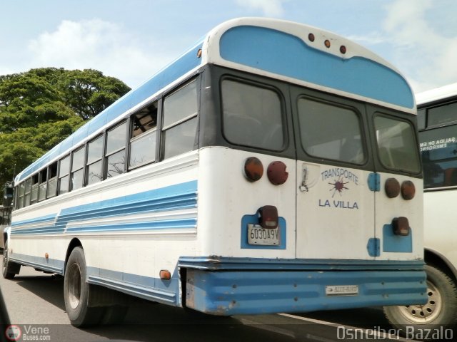 Transporte La Villa 92 por Osneiber Bazalo