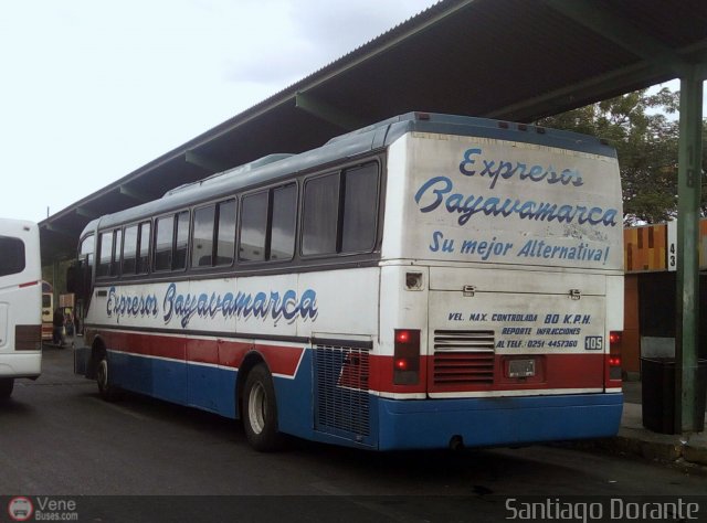 Expresos Bayavamarca 105 por Santiago Dorante